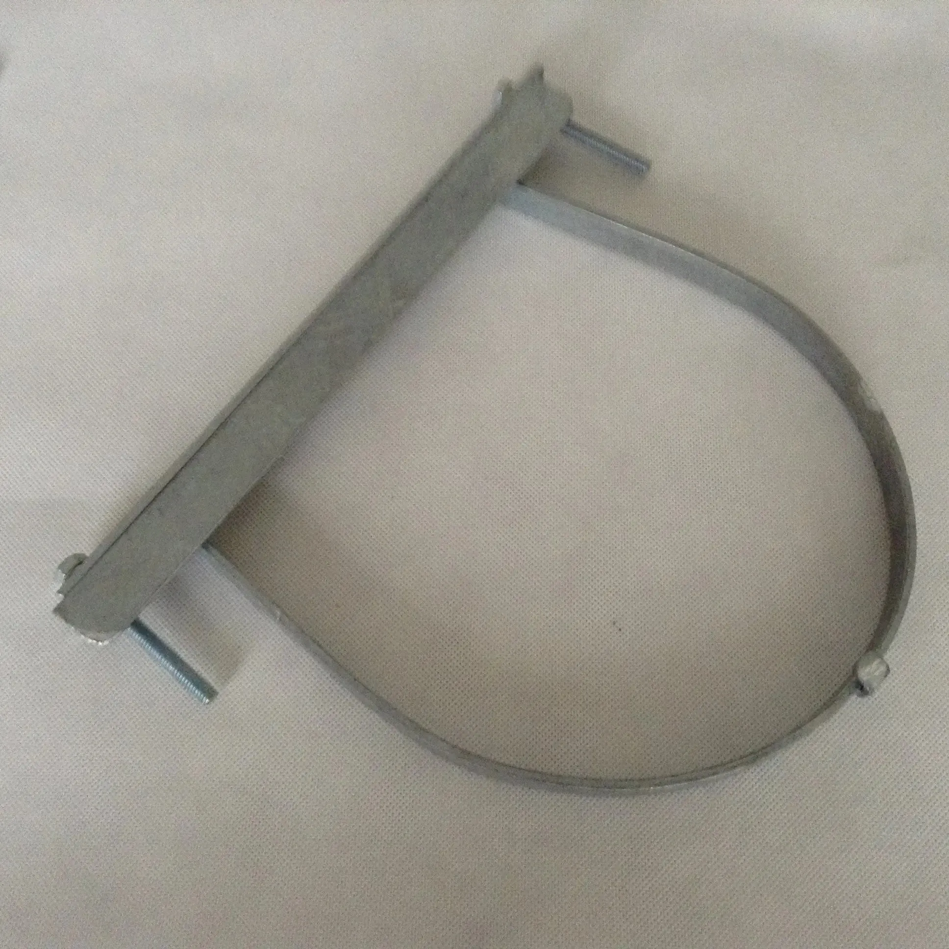 Galvanised Bowl Holders with Bowls